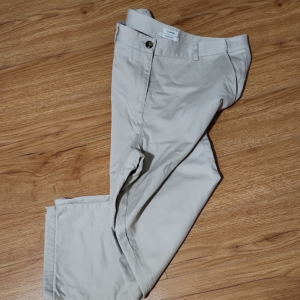 L.L. Bean Women's Light Khaki Chinos